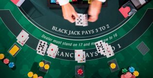 Keuntungan Bermain Blackjack di Casino Online